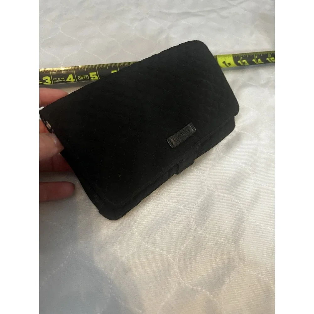 Vera Bradley Clutch Wallet Ultimate Card Case Black Quilted ID Zip Compartment